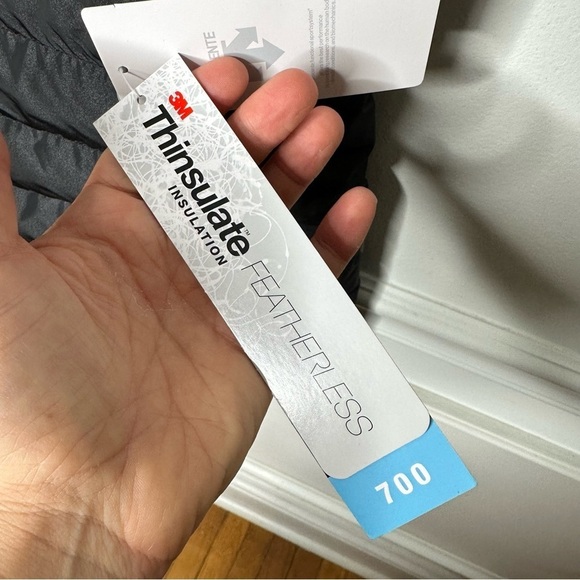 Descente Sarah Featherless 700 Fill DWR Insulated Vest Womens 10 NWT - Picture 9 of 10